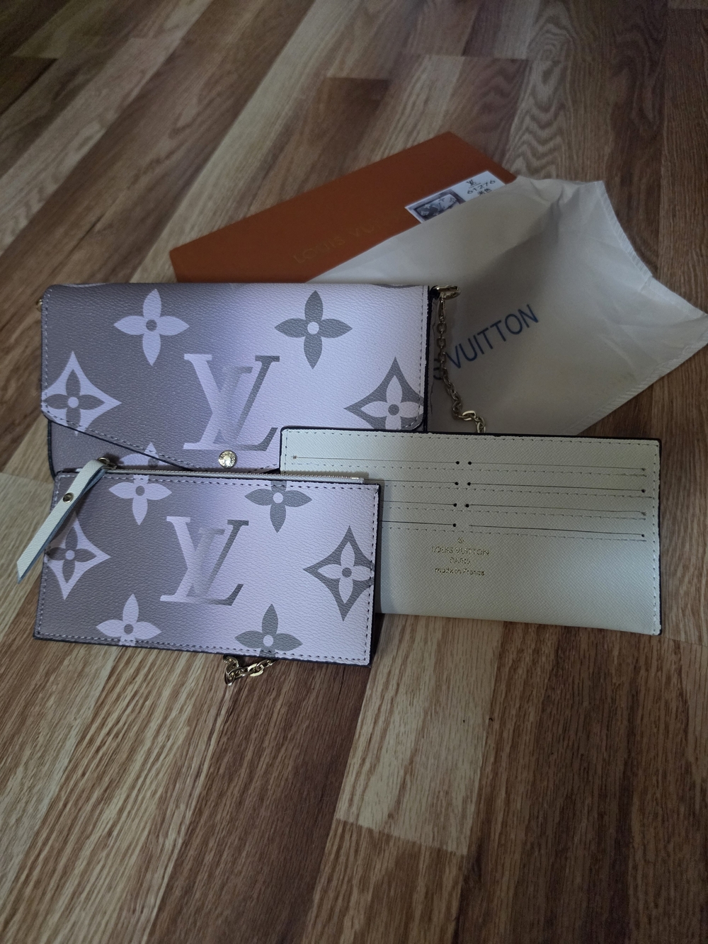 Monogram Gray & White Clutch Wristlet Matching Wallet Coin Purse Card Holder